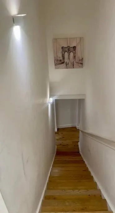 Bank/Monument Apartment London